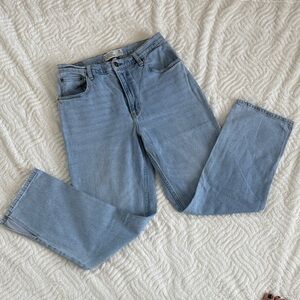 Abercrombie & Fitch 90’s Straight Ultra High Rise Jeans